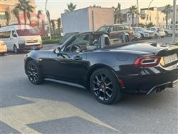 فيات 124 سبايدر